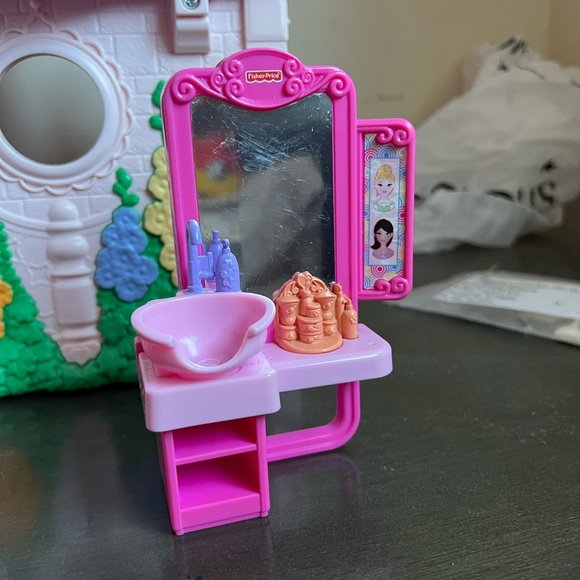 Fisher price loving family doll house 2014 - Picture 8 of 8